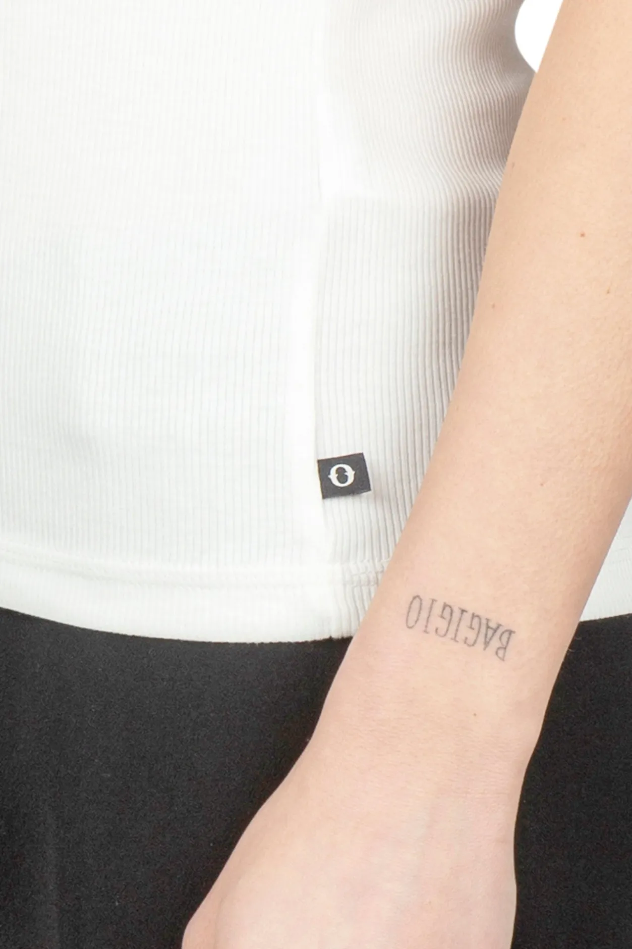 - Top - 450336 - Bianco^Ottod'ame Hot